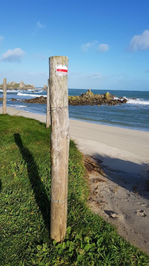 Holiday home Maison De Bord De Mogueriec Finistere La Leonie Sibiril