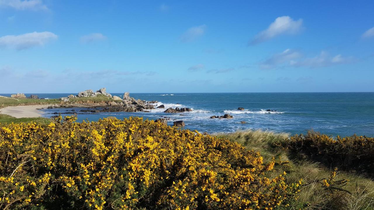 Holiday home Maison De Bord De Mogueriec Finistere La Leonie Sibiril