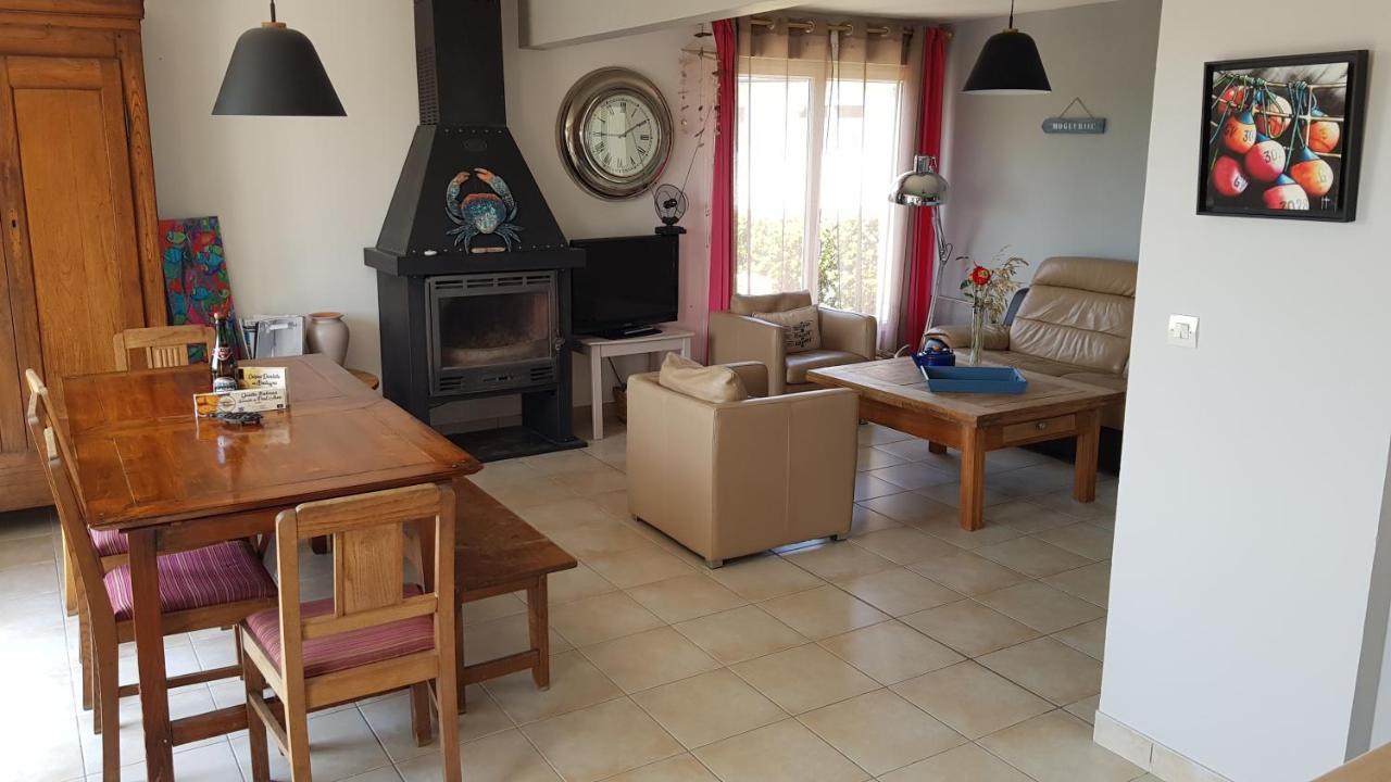 Holiday home Maison De Bord De Mogueriec Finistere La Leonie *